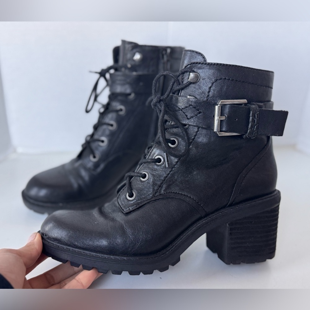 ZODIAC Gemma Black Leather Combat Lace-up Moto Biker Style Boots Booties 7￼